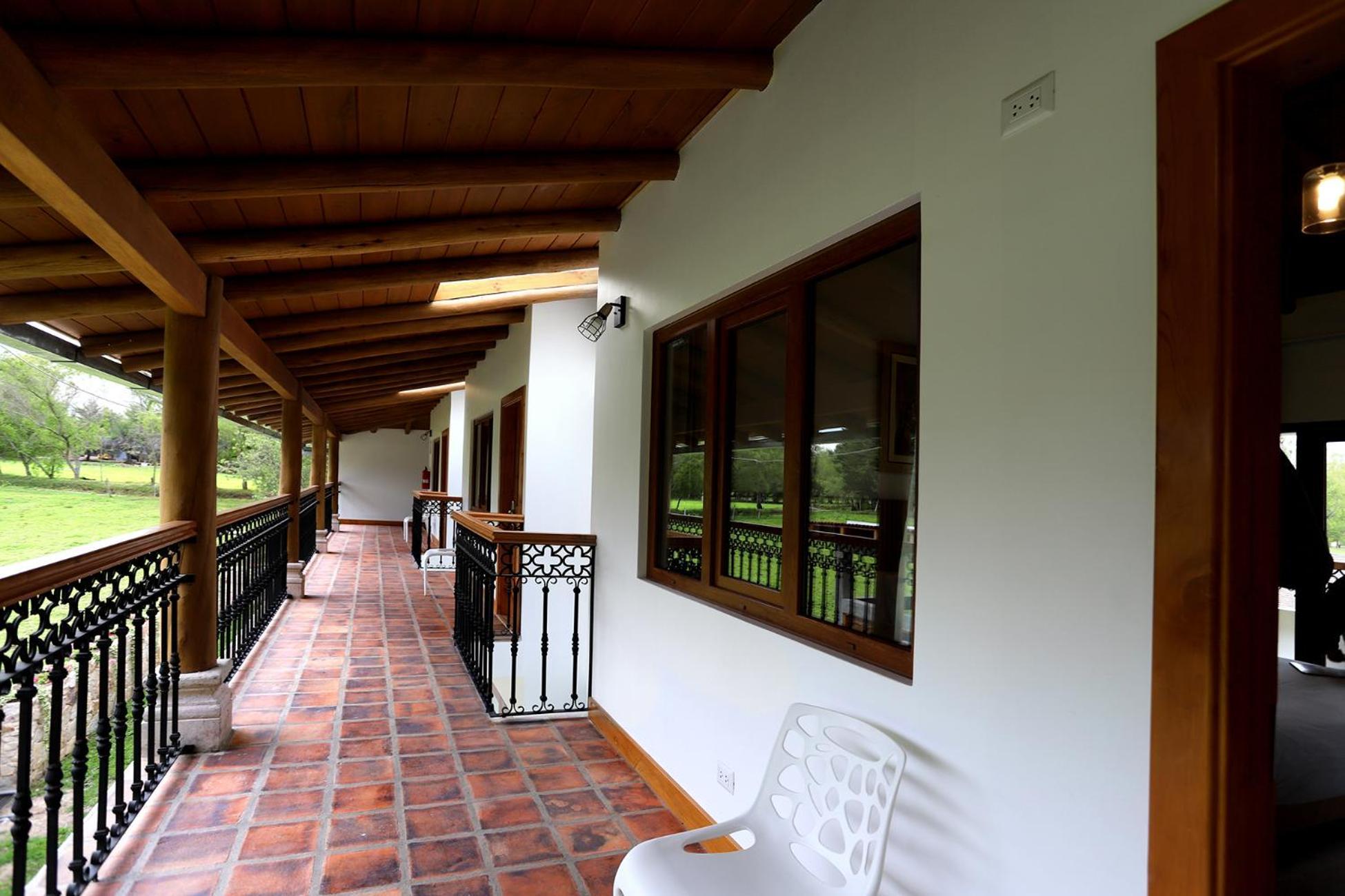 Ensenada Hotel y Campo Cajamarca Exterior foto